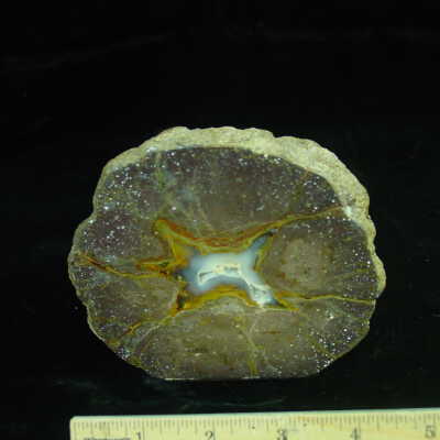 Quartz var. Agate