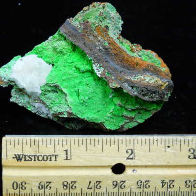 Calcite on Conichalcite