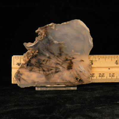 Quartz var. Agate (sagenite)