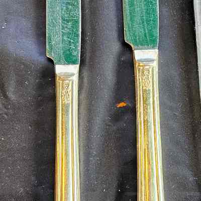 Luncheon Knives