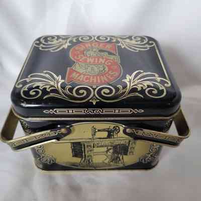 Singer Sewing Tin with Handles c1970