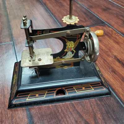 Casige Toy Sewing Machine