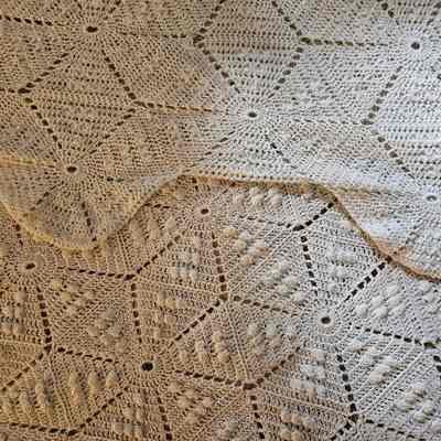 Rinaldi bedspread, detail of edge