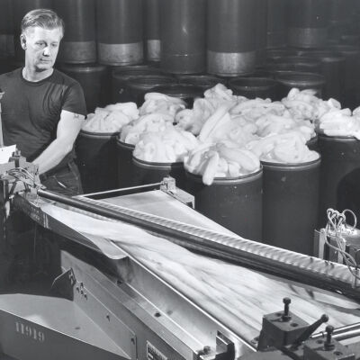 Photograph of Textile Mill Worker Processing Sliver, American Thread Company