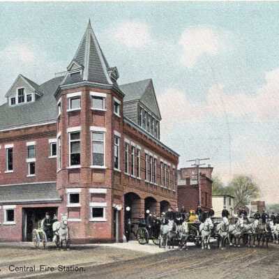 Norwich, Ct Fire Station Post Card