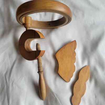 Wooden Embroidery Table Clamp 19th Century