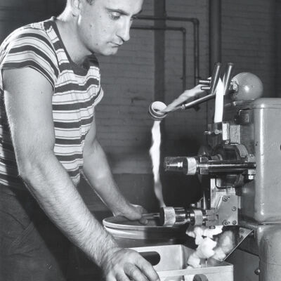 Photograph of Textile Mill Worker Processing Sliver, American Thread Company
