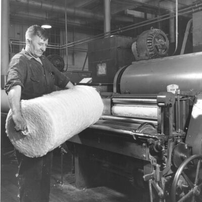 Photograph of Carding Machine Operator, American Thread Company