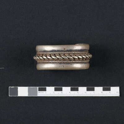Braided Egyptian bracelet - إسورة مجدول مصريّة
