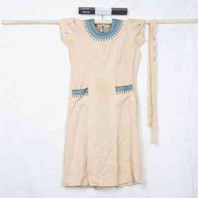 فستان طفلة مطرز