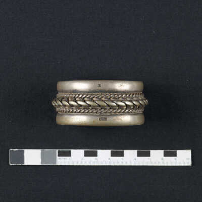Braided Egyptian bracelet - إسورة مجدول مصريّة