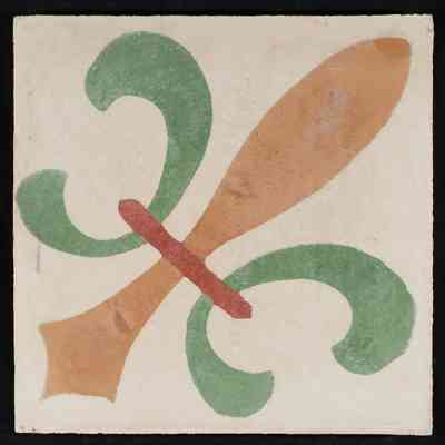 The Arrow Tile بلاطة السهم