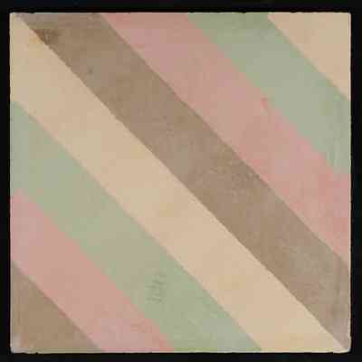 The Lines Tile بلاطة الحُزوز