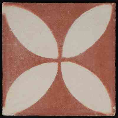 The Pigeon Egg Tile بلاطة بيضة الحمامة