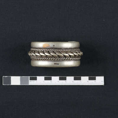 Braided Egyptian bracelet - إسورة مجدول مصريّة