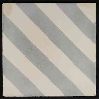 The Lines Tile بلاطة الحُزوز