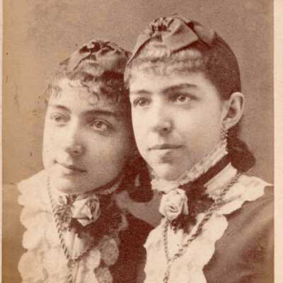 Nelle & Belle Dodge