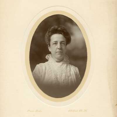 Gertrude (Green) Wilkins (May 23, 1915. Age 41.): Franks's second wife.