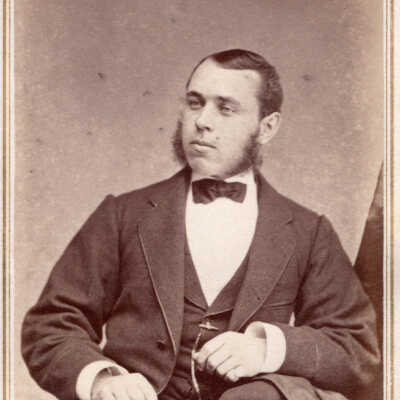 William H. Elliott: Appears to be the same person identified as William H. Hartshorn