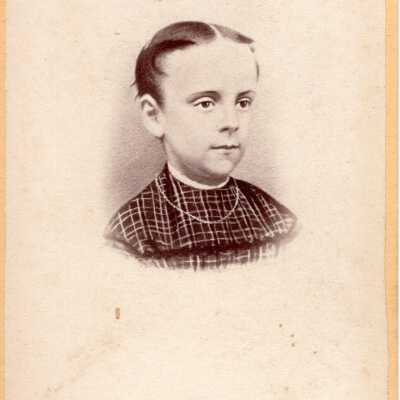 Agnes Hartshorn: Adopted daughter of Levi and Harriet Hartshorn. Brother of Frank Hartshorn.