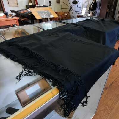 Tablecloths and Runners