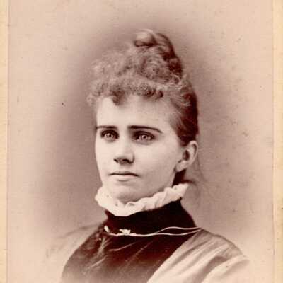 Carrie Norton
