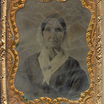 Possibly Mary (Knight) Hartshorn - wife of the Deacon: Image in the same case as the one below.