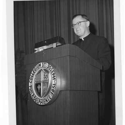 Msgr. George Higgins addressing First Annual Institute on Catholic-Jewish relations, March 5-6, 1967.