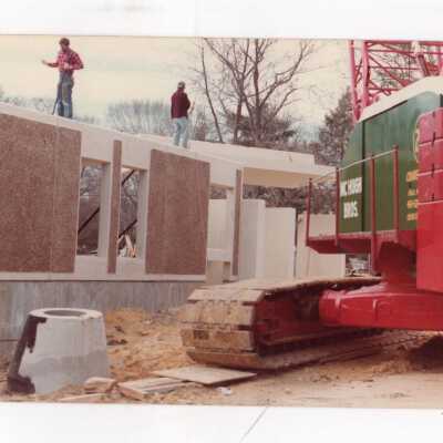 Sourin Residence Center under construction.