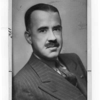 Photo portrait of Ron J. S. Hoffman, speaker at SJC Eighteenth Lecture Series, spring 1948.