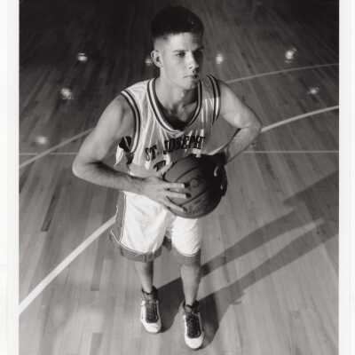 Men's Basketball player Matt Zielenbach