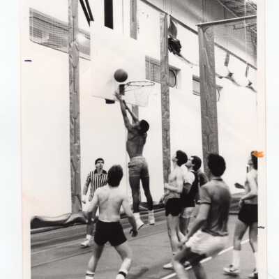 Men's Intramural Basketball game