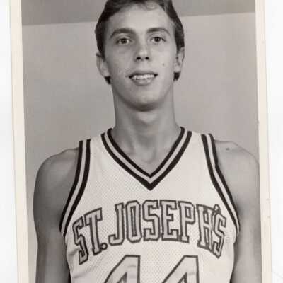 Men's Basketball player Bob Lojewski
