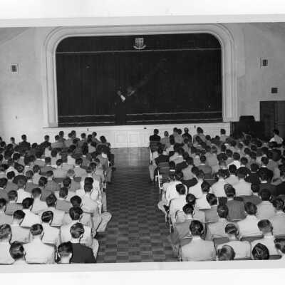 Students in Flanigan Auditorium.
