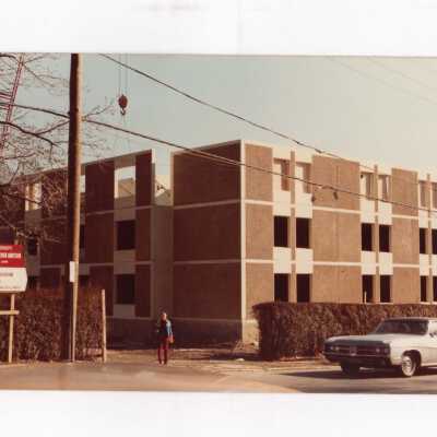 Sourin Residence Center under construction.