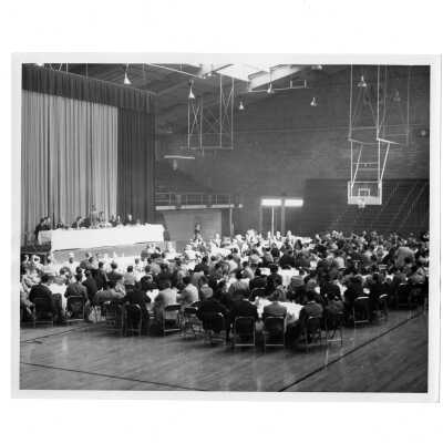 View of alumni communion breakfast in Field House, October 26, 1952.