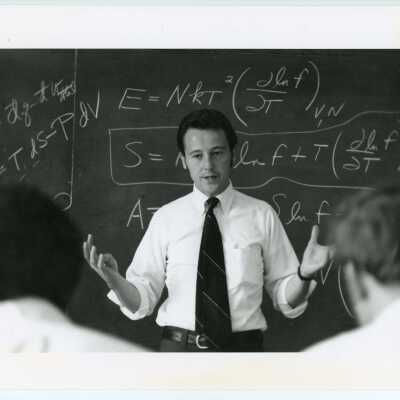 Ernest DiCarlo: Class of 1958, Faculty, Chemistry.
