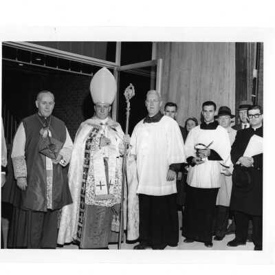 Bellarmine dedication with Bishop McShea, Papal Nuncio, and J. Joseph Bluett, S.J.