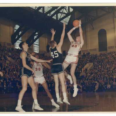 Men's Basketball team playing Villanova at Palestra