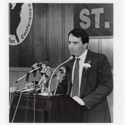 Men's Basketball Coach John Griffin at press conference