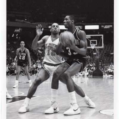 Men's Basketball game against Villanova with player Geoff Arnold