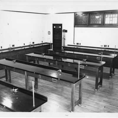 Interior view of chemistry laboratory in Barbelin building.