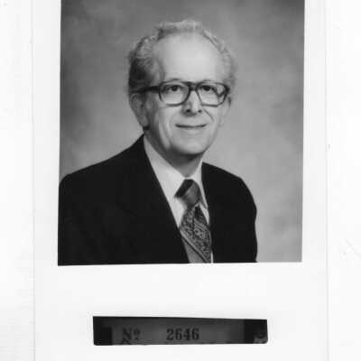 Valerius Herzfeld: Faculty and Administration of Graduate Business