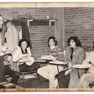 Thomas J. Donahue: Faculty, Foreign Languages and Literatures