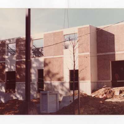 Sourin Residence Center under construction.