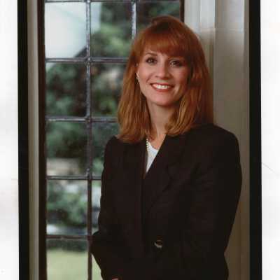 Barbara Nelles (Director, Executive MBA Program)