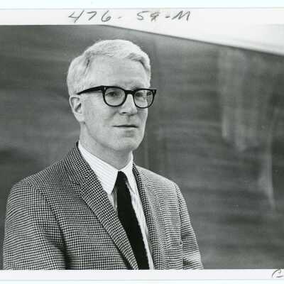 Lawrence Bell, Faculty, Economics