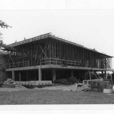 Sourin Residence Center under construction.