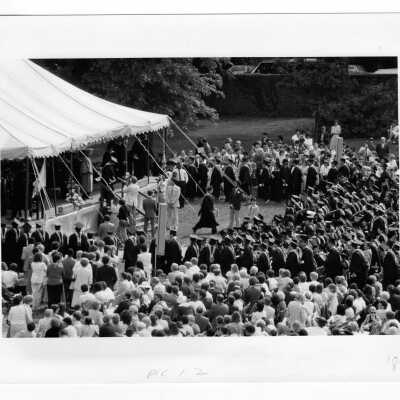 View of 1985 graduation/commencement on Gest Lawn.