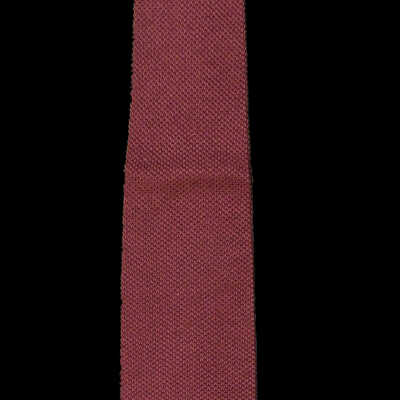 Tie, String